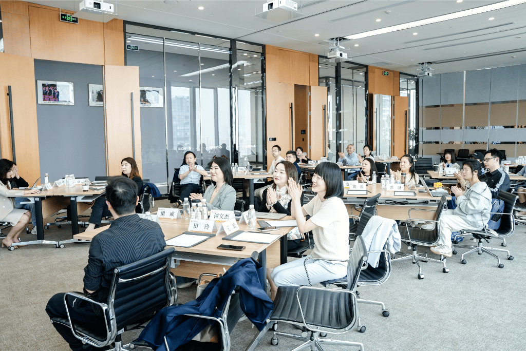 " AI制造 盈未来 " -- 制造业国际科技创新项目实战交流会于重庆成功举办