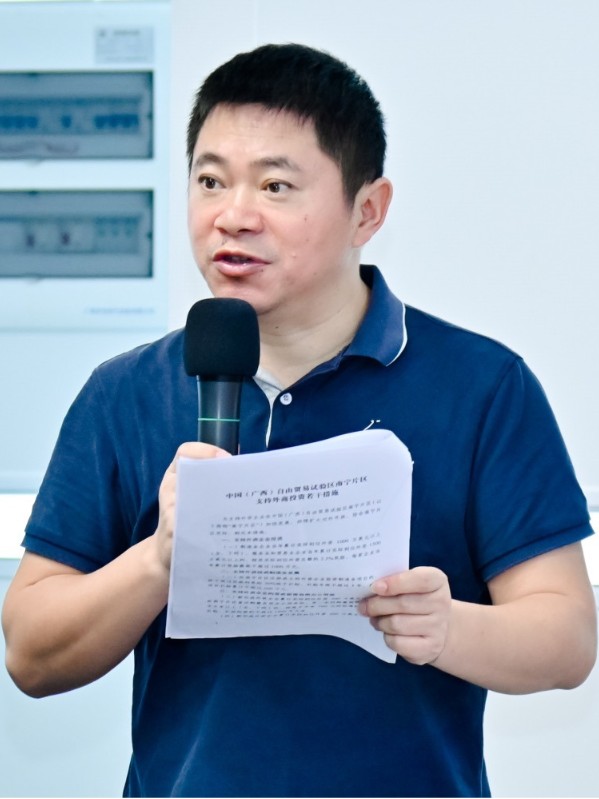 1779256599172780.png 10-刘希龙.png